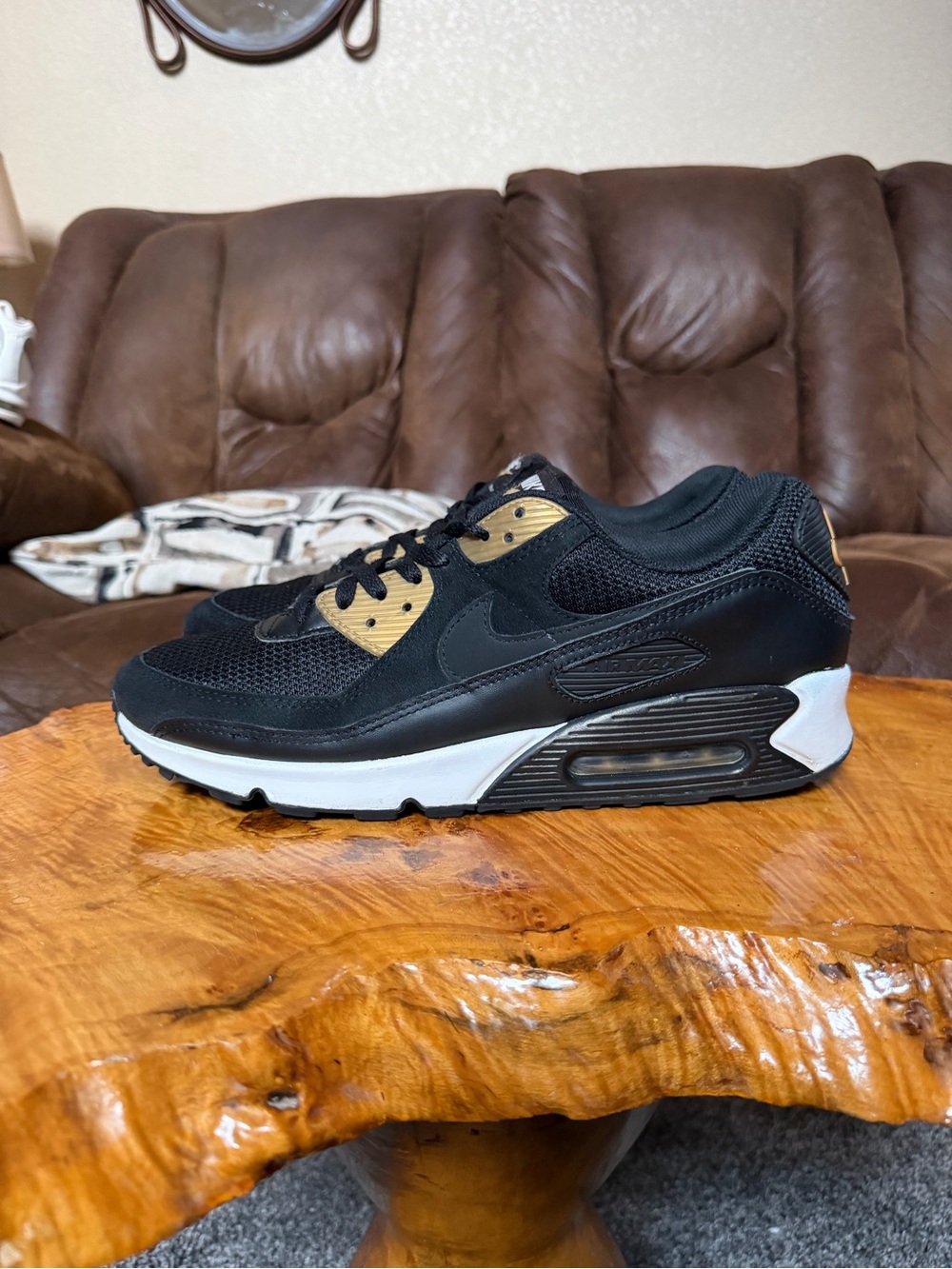 Nike Air Max 90 Black Metallic Gold DM7557-001 Mens Size 12.5 Womens Size 14